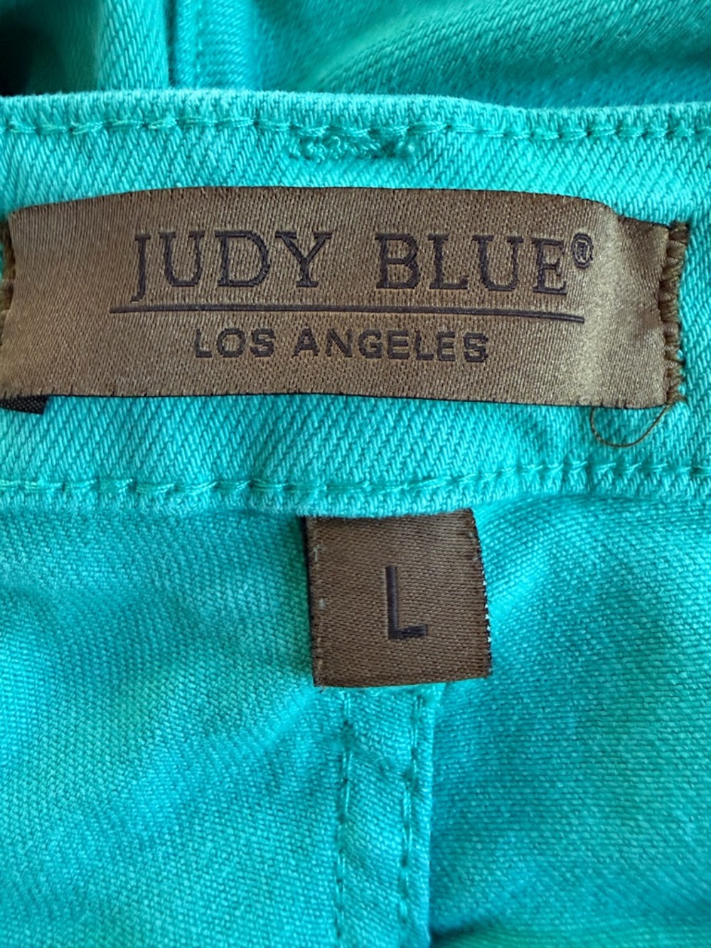 Judy Blue Aquamarine Garment Dyed Fray Hem Denim Shorts Size Large NWOT - Picture 9 of 11